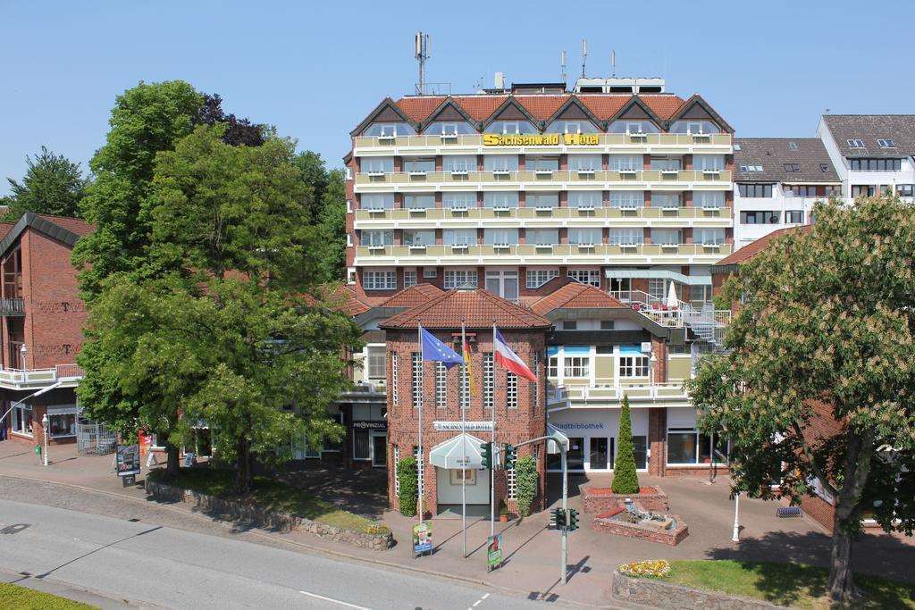 Sachsenwald Hotel Reinbek Extérieur photo